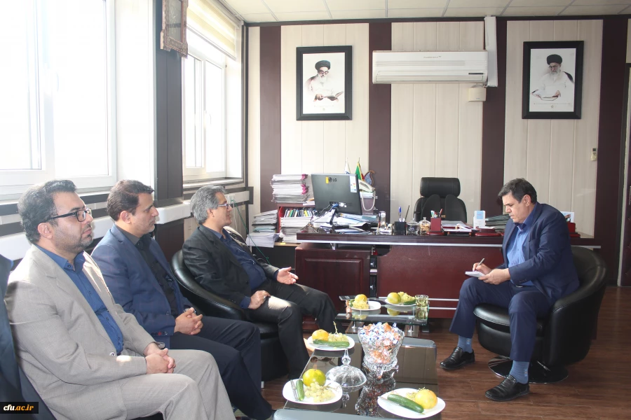 دیدار صمیمانه رییس مجمع نمایندگان مجلس استان مرکزی با رییس دانشگاه فرهنگیان و معاون دانشجویی 3