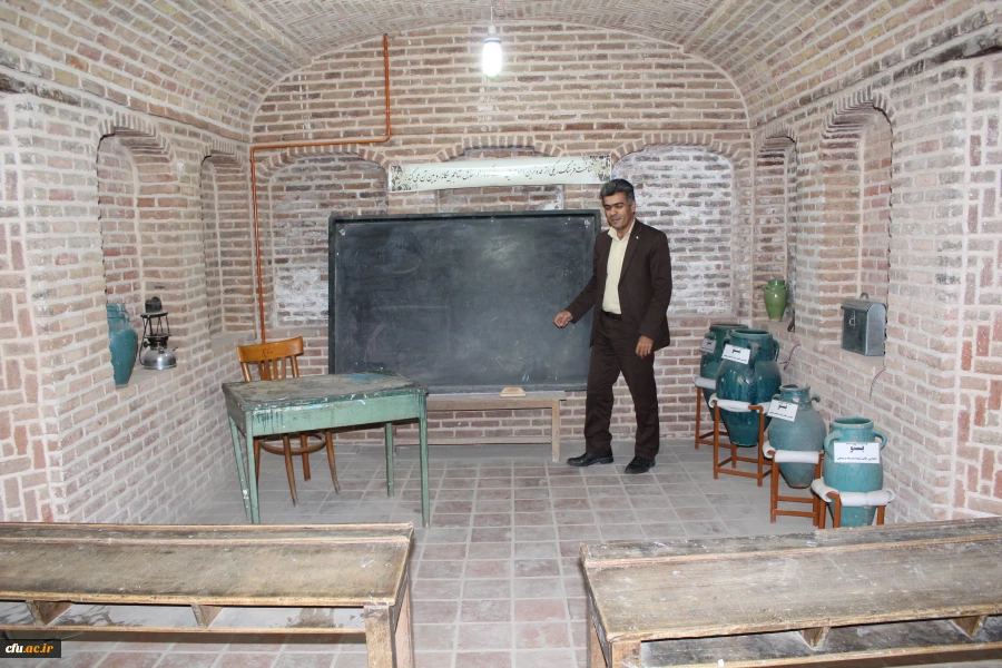 به مناسبت یکصدمین سالگرد تاسیس تربیت معلم صورت گرفت *بازدیدمسئولین دانشگاه فرهنگیان استان قزوین ازموزه فرهنگ وآموزش قزوین* 2