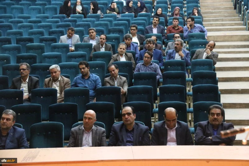 همایش مدیران و معاونین مدارس میزبان اساتید و معلمان راهنمای درس کارورزی 10