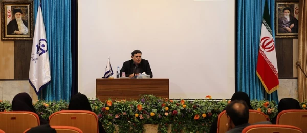 رییس دانشگاه فرهنگیان در نشست گرامیداشت اربعین حسینی(ع):

حماسه کربلا، از جمله وقایع تاریخی که پا به مرز جاودانگی گذاشته است 2