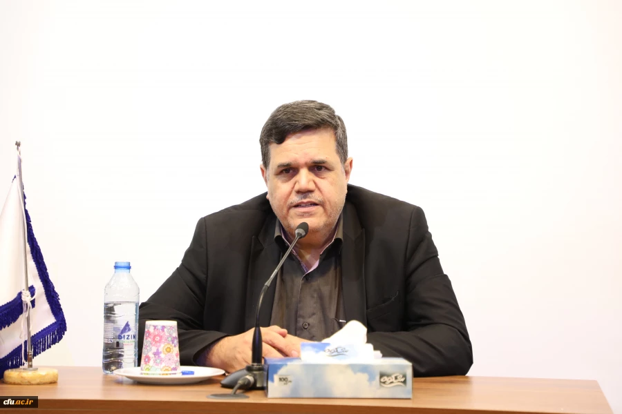 رییس دانشگاه فرهنگیان در نشست گرامیداشت اربعین حسینی(ع):

حماسه کربلا، از جمله وقایع تاریخی که پا به مرز جاودانگی گذاشته است 6