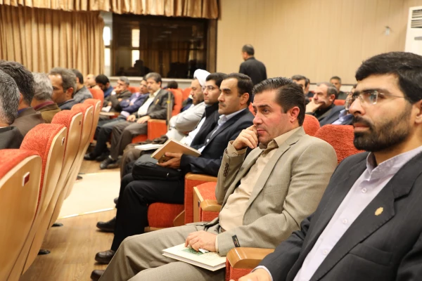 رییس دانشگاه فرهنگیان در نشست گرامیداشت اربعین حسینی(ع):

حماسه کربلا، از جمله وقایع تاریخی که پا به مرز جاودانگی گذاشته است 8