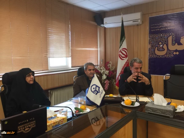 در نشست هم اندیشی مشاوران و اعضای هیئت علمی:

 ارتقای جایگاه مشاوره در ساختار دانشگاه از عمده ترین مسائل برای ارایه خدمات بهتر در دانشگاه است.