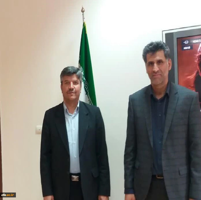 سرپرست امور پردیس های دانشگاه فرهنگیان استان اصفهان،در دیدار با مدیر کل صدای سیمای استان اصفهان:

می توان با استفاده از ظرفیت دانشگاه فرهنگیان اصفهان برنامه های راهبردی در صدا و سیمای استان تولید کرد.