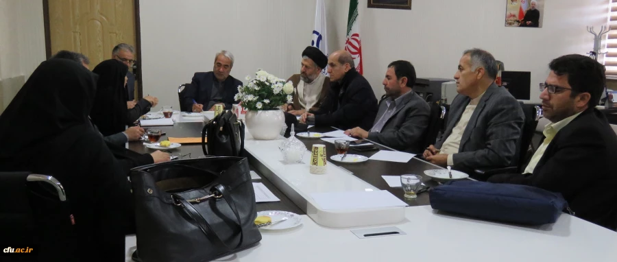 جلسه شورای هم اندیشی اساتید دانشگه فرهنگیان آذربایجان شرقی