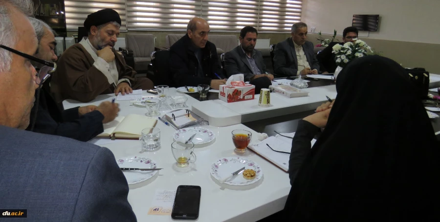 جلسه شورای هم اندیشی اساتید دانشگه فرهنگیان آذربایجان شرقی