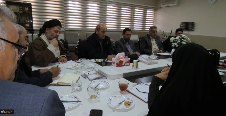 جلسه شورای هم اندیشی اساتید دانشگه فرهنگیان آذربایجان شرقی