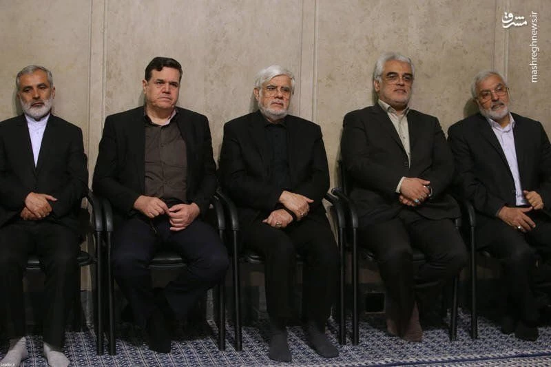 رهبر معظم انقلاب اسلامی در دیدار هزاران نفر از دانش آموزان و دانشجویان:

نشانه های آشکارِ افول قدرت آمریکا؛ ایران قوی و پیشرفته تر شده است 2