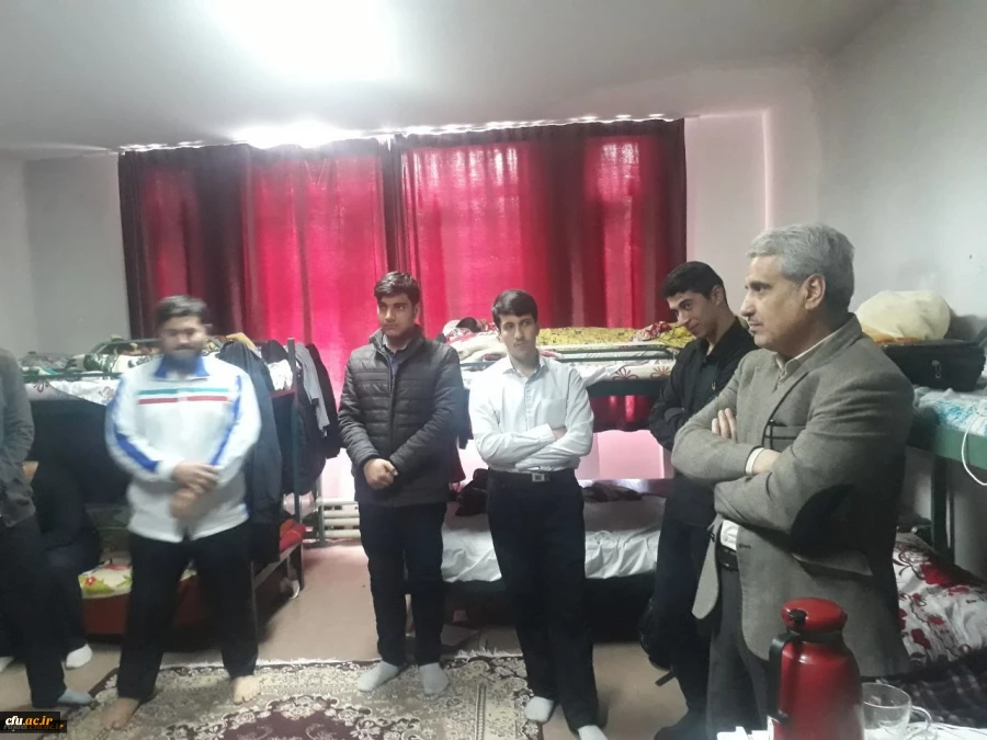مدیر کل برنامه ریزی، خدمات و رفاه دانشجویی از بخش های مختلف پردیس شهید رجایی ارومیه بازدید بعمل آورد