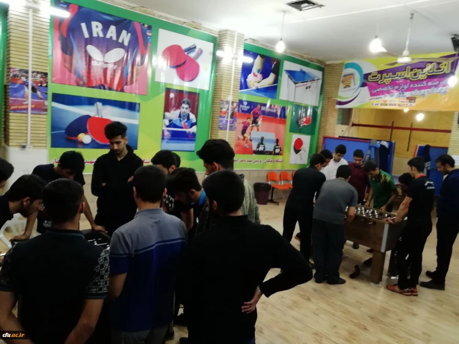 به مناسبت هفته تربیت بدنی در پردیس شهید باهنر برگزار شد:

مسابقات ورزشی فوتبال دستی و مچ اندازی