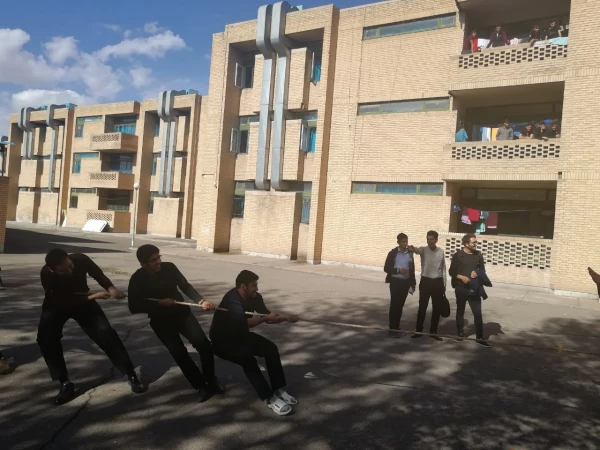 گزارش برگزاری مسابقات ورزشی به مناسبت هفته تربیت بدنی
پردیس شهید رجایی قزوین