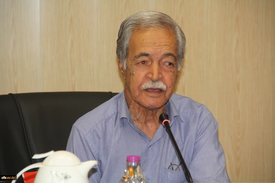 نشست ستاد نکوداشت یکصدمین سالگرد تاسیس تربیت معلم در دانشگاه فرهنگیان هرمزگان برگزار گردید.
 8