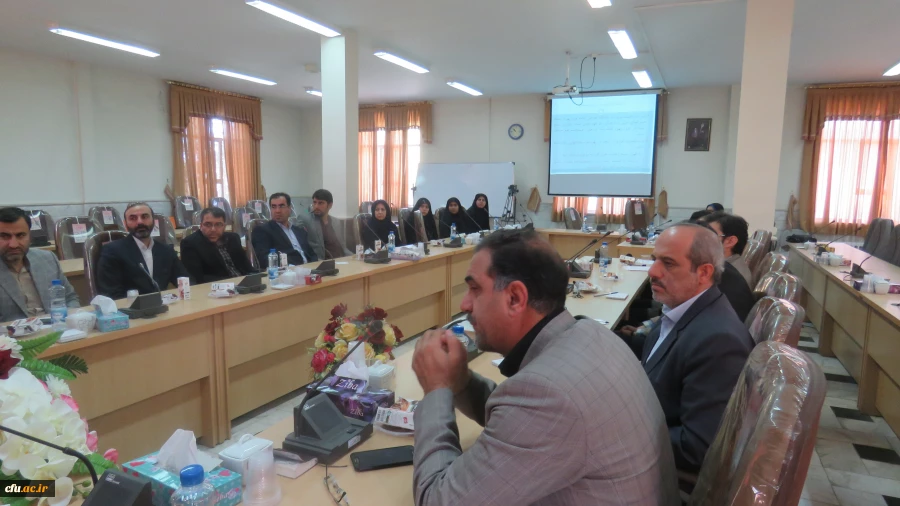 اولین نشست هم اندیشی اساتید استان مرکزی در سال تحصیلی جدید برگزار شد 3