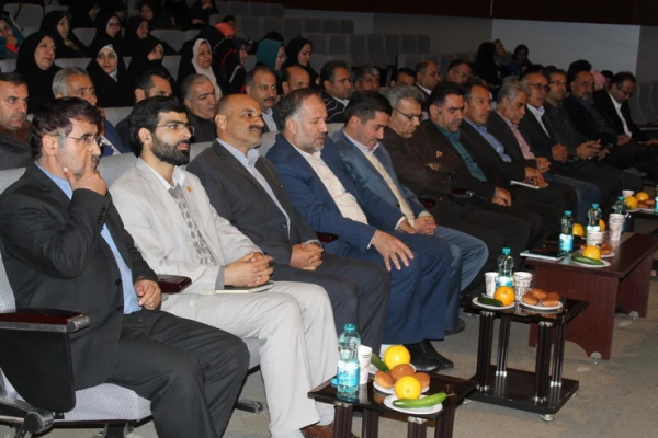 دردانشگاه فرهنگیان استان قزوین برگزارشد همایش مدیران ومعلمان مدارس مجری طرح کارورزی مدارس استان قزوین  2