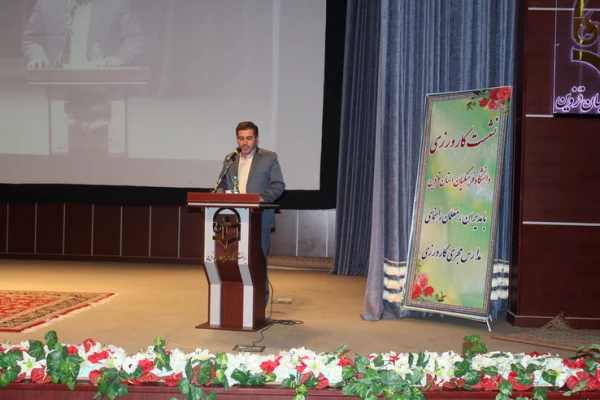 دردانشگاه فرهنگیان استان قزوین برگزارشد همایش مدیران ومعلمان مدارس مجری طرح کارورزی مدارس استان قزوین  7