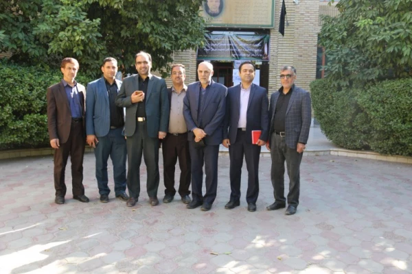 بازدید مسئولین حوزه سیاسی، امنیتی و اجتماعی استانداری از دانشگاه فرهنگیان یزد 3