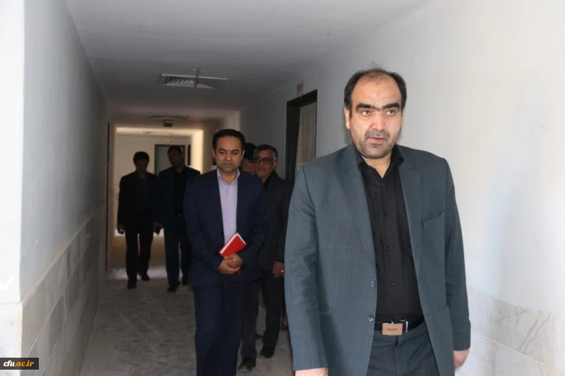 بازدید مسئولین حوزه سیاسی، امنیتی و اجتماعی استانداری از دانشگاه فرهنگیان یزد 5