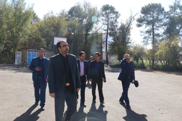 بازدید مسئولین حوزه سیاسی، امنیتی و اجتماعی استانداری از دانشگاه فرهنگیان یزد 6