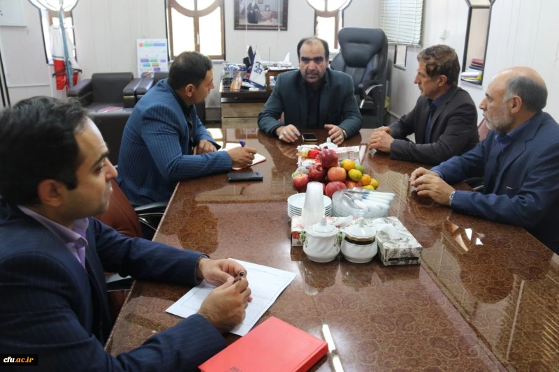 بازدید مسئولین حوزه سیاسی، امنیتی و اجتماعی استانداری از دانشگاه فرهنگیان یزد 10