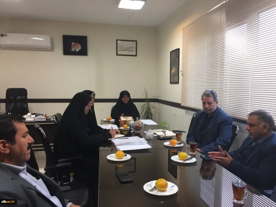 دکتر خاکی در هفتاد و نهمین جلسه شورای مدیران معاونت دانشجویی با حضور مشاور عالی دانشگاه عنوان کرد:

معاونت دانشجویی باید در کانون توجه دانشگاه باشد