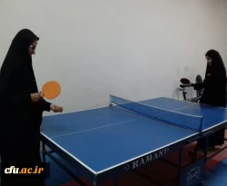 به مناسبت هفته تربیت بدنی در پردیس الزهرا (س) استان سمنان برگزار شد:

مسابقات ورزشی در رشته های فوتسال، دارت و تنیس روی میز