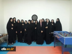 به مناسبت هفته تربیت بدنی در پردیس الزهرا (س) استان سمنان برگزار شد:

مسابقات ورزشی در رشته های فوتسال، دارت و تنیس روی میز