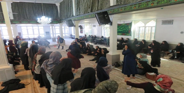 به مناسبت هفته تربیت بدنی، مسابقات ورزشی در پردیس های شهید باهنر و امام سجاد (ع) استان خراسان جنوبی برگزار شد: