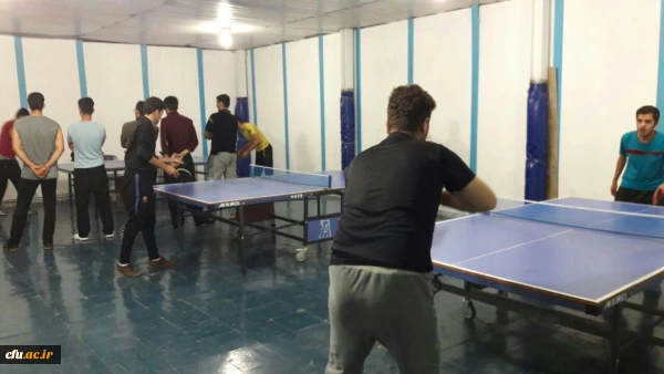 به مناسبت هفته تربیت بدنی در پردیس های شهید مدرس کردستان برگزار شد:

مسابقات ورزشی در رشته های والیبال و تنیس روی میز