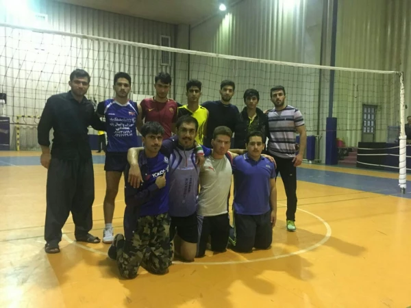 به مناسبت هفته تربیت بدنی در پردیس های شهید مدرس کردستان برگزار شد:

مسابقات ورزشی در رشته های والیبال و تنیس روی میز