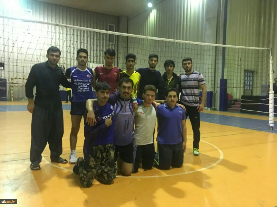 به مناسبت هفته تربیت بدنی در پردیس های شهید مدرس کردستان برگزار شد:

مسابقات ورزشی در رشته های والیبال و تنیس روی میز