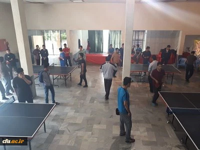 به مناسبت هفته تربیت بدنی مسابقات ورزشی در پردیس شهید مقصودی همدان برگزار شد