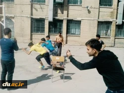 به مناسبت هفته تربیت بدنی مسابقات ورزشی در پردیس شهید مقصودی همدان برگزار شد