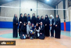 به مناسبت هفته تربیت بدنی در پردیس بنت­ الهدی صدر استان قزوین برگزار شد:

مسابقات ورزشی در رشته های شطرنج، والیبال، هندبال، دارت و بازی بومی و محلی