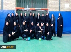 به مناسبت هفته تربیت بدنی در پردیس بنت­ الهدی صدر استان قزوین برگزار شد:

مسابقات ورزشی در رشته های شطرنج، والیبال، هندبال، دارت و بازی بومی و محلی