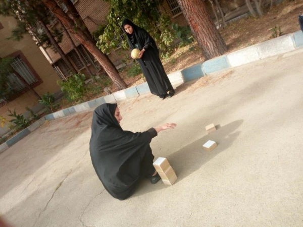 به مناسبت هفته تربیت بدنی:

  برگزاری مسابقات ورزشی در پردیس شهید باهنر استان همدان