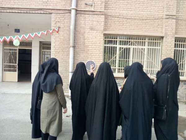 به مناسبت هفته تربیت بدنی:

  برگزاری مسابقات ورزشی در پردیس شهید باهنر استان همدان