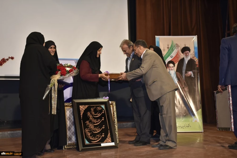 مراسم تکریم و معارفه سرپرست واحد بنت الهدی صدر فردوس برگزار شد
تکریم دینا یوسفی و معرفی حمیده خادمی 2