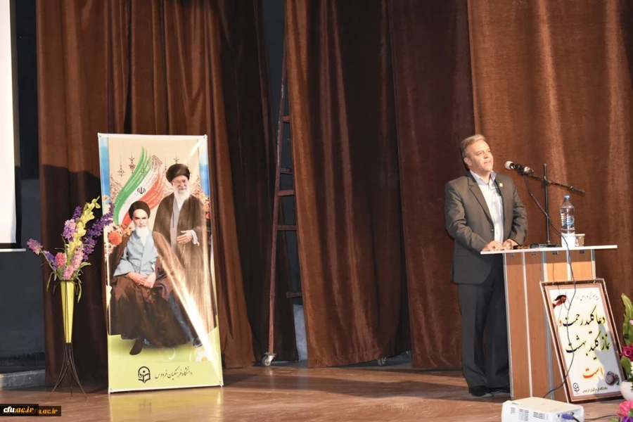 مراسم تکریم و معارفه سرپرست واحد بنت الهدی صدر فردوس برگزار شد
تکریم دینا یوسفی و معرفی حمیده خادمی 3