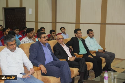 به مناسبت هفته کتاب و کتابخوانی در دانشگاه فرهنگیان هرمزگان برگزار گردید:

نشست کتابخوان با موضوع تنگه هرمز