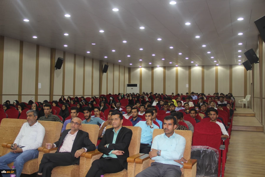 به مناسبت هفته کتاب و کتابخوانی در دانشگاه فرهنگیان هرمزگان برگزار گردید:
 4