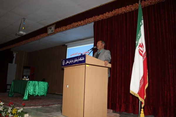 همایش هم اندیشی مشاوره، بهداشت و سلامت پردیس های دانشگاه فرهنگیان خراسان شمالی با حضور مدیر کل مشاوره، بهداشت و سلامت دانشگاه فرهنگیان کشور با حضور گسترده دانشجویان و همکاران برگزار شد. 6