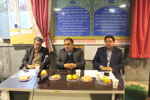 در سومین جلسه نیروهای خدمتگزار سازمان مرکزی:

تاکید بر ارتقاء رفاهیات و پشتیبانی از  همکاران خدمتگزار دانشگاه فرهنگیان 3