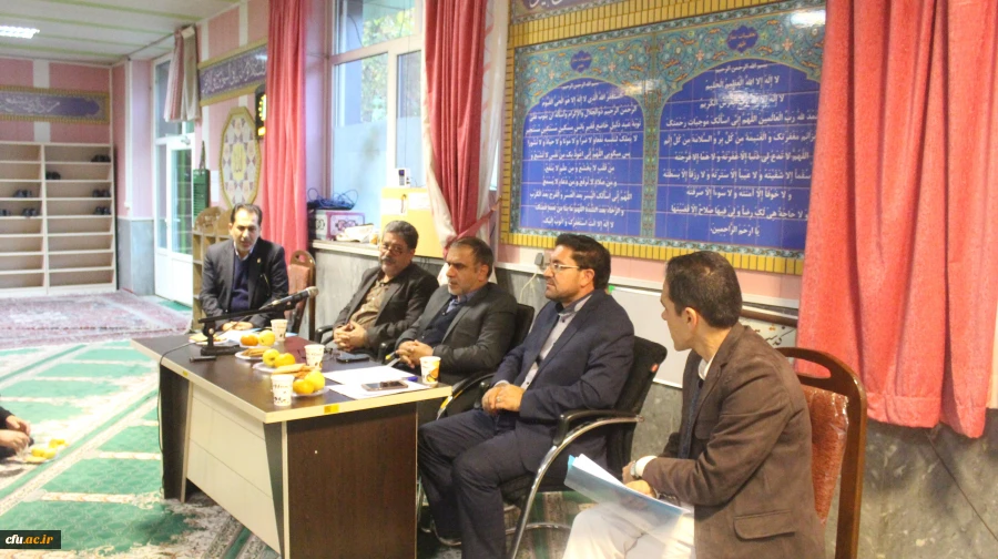 در سومین جلسه نیروهای خدمتگزار سازمان مرکزی:

تاکید بر ارتقاء رفاهیات و پشتیبانی از  همکاران خدمتگزار دانشگاه فرهنگیان 5