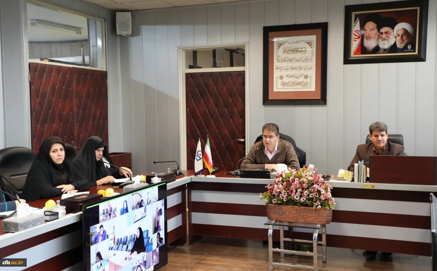 در سومین نشست کمیته تخصصی تدوین تاریخ جامع تربیت معلم ایران عنوان شد:

تاکید برگردآوری مستندات علمی، دقیق و قابل ارائه پیشینه تربیت معلم ایران 2