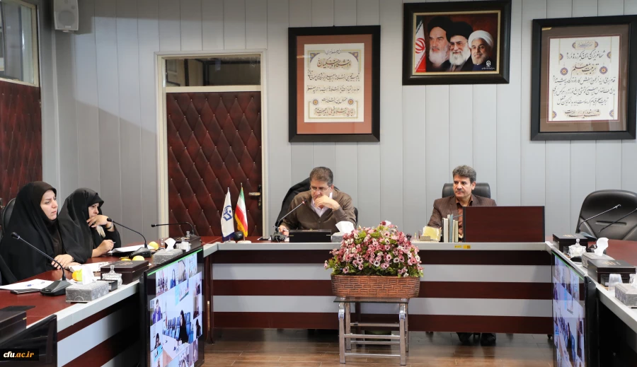 در سومین نشست کمیته تخصصی تدوین تاریخ جامع تربیت معلم ایران عنوان شد:

تاکید برگردآوری مستندات علمی، دقیق و قابل ارائه پیشینه تربیت معلم ایران 3