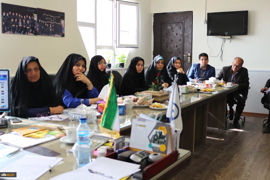 در بازدید از پردیس های استان خراسان شمالی انجام شد:

نشست صمیمی همکاران اداره کل مشاوره، بهداشت و سلامت با شورای معاونین و مشاوران دانشگاه فرهنگیان استان خراسان شمالی