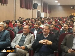 دکتر صفر زاده در همایش هم اندیشی مشاوره و سلامت در پردیس امام محمدباقر بیان کرد:

اهمیت مشاوره بر کسی پوشیده نیست