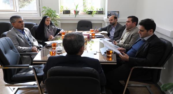 تبادل نظر دو معاونت با موضوع ،چگونگی فعالیت مجله علمی تخصصی کارورزی