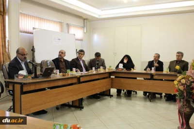 برگزاری نشست علمی- تخصصی بررسی محتوای کتب جدید التالیف پایه های ابتدایی دردانشگاه فرهنگیان استان قزوین