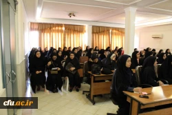 برگزاری نشست علمی- تخصصی بررسی محتوای کتب جدید التالیف پایه های ابتدایی دردانشگاه فرهنگیان استان قزوین 6